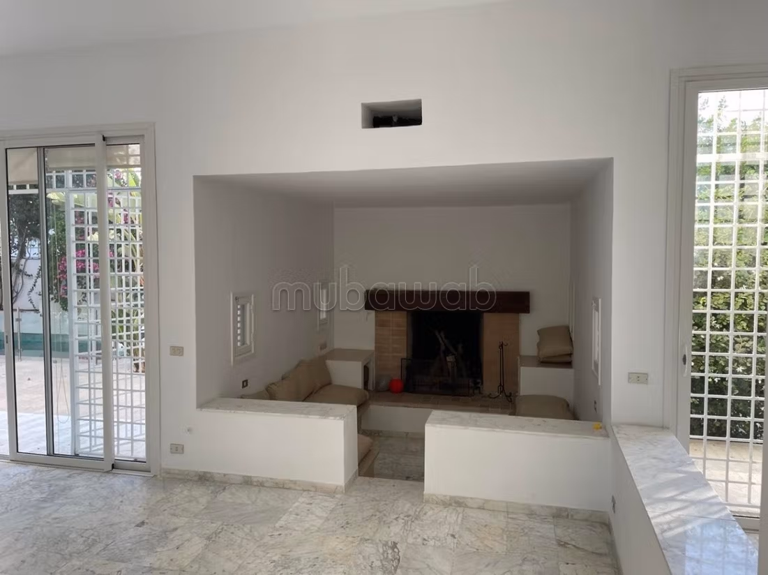 Affitto villa s4 con piscina a Mutuelleville