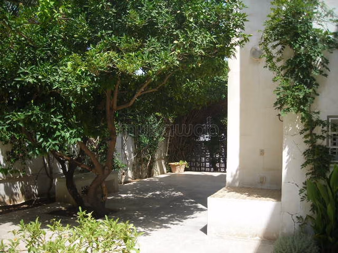 Affitto villa s4 con piscina a Mutuelleville