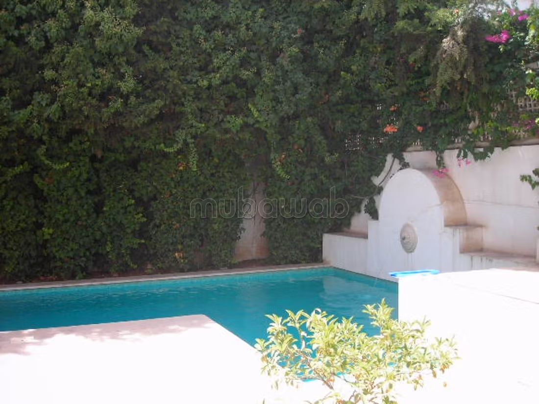 Affitto villa s4 con piscina a Mutuelleville