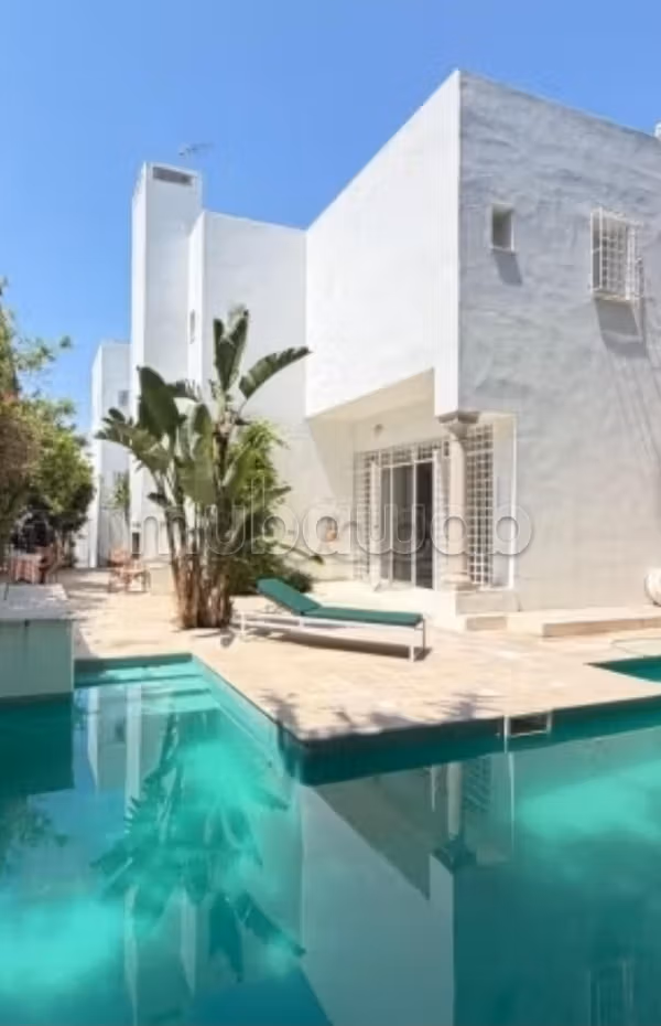 Location villa s4 avec piscine à mutuelleville