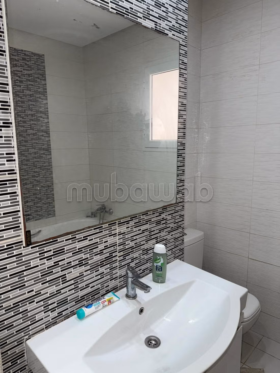 À vendre un appartement s3 aux jardins de carthage