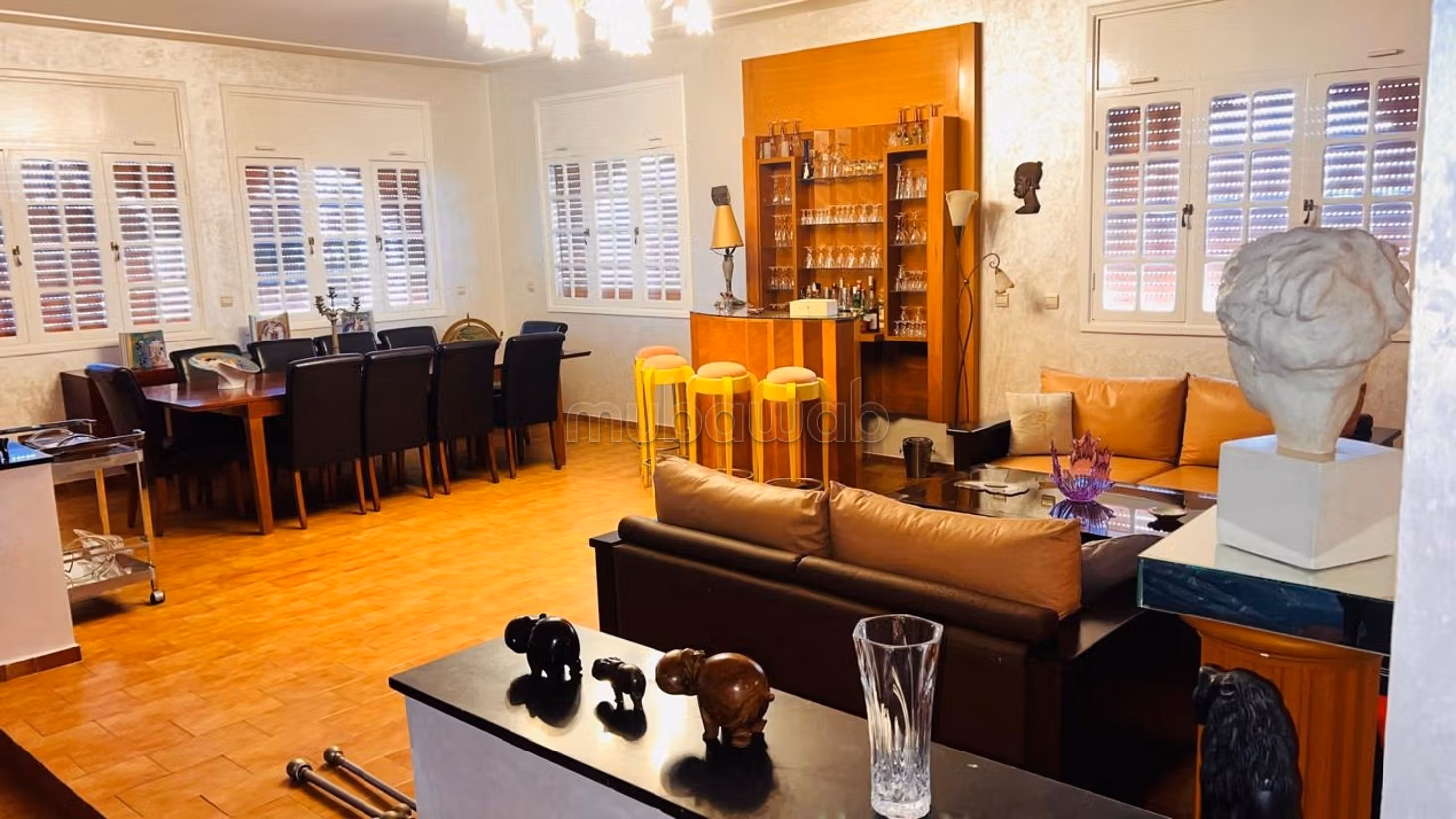 Te huur prachtige Gemeubileerd Villa Verdieping