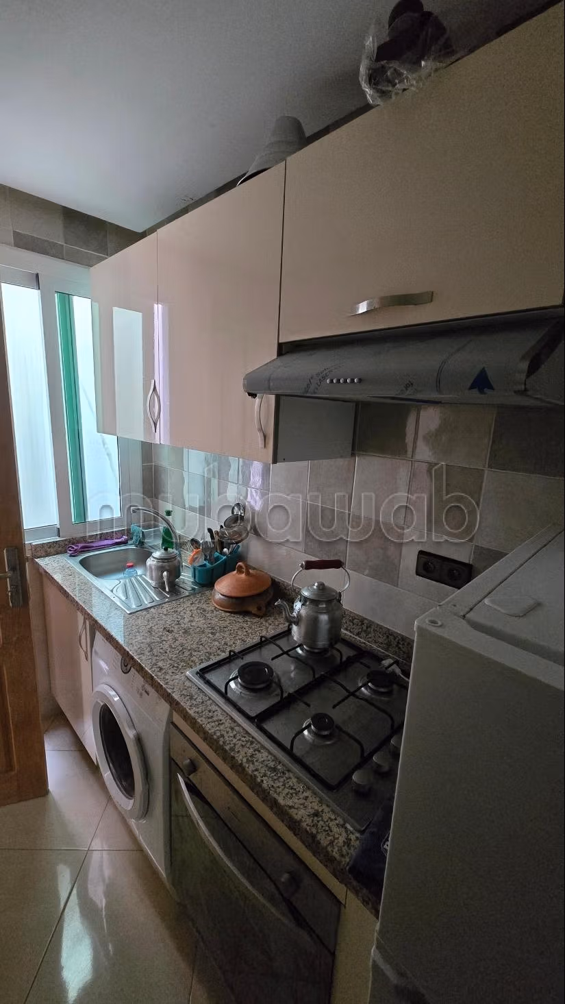 Superbe appartement à vendre à Martil. Surface totale 63 m². Bien meublé