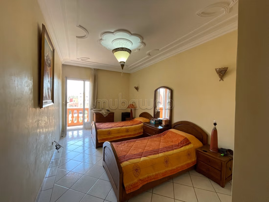 Appartement lumineux avec grande terrasse et parking titré — 5