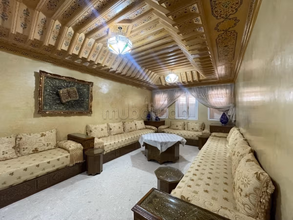 Bright apartment with large terrace and designated parking
