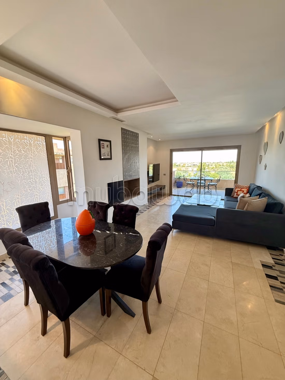 Bel appartement en location à Agdal. 3 grandes pièces. Meublé — 5