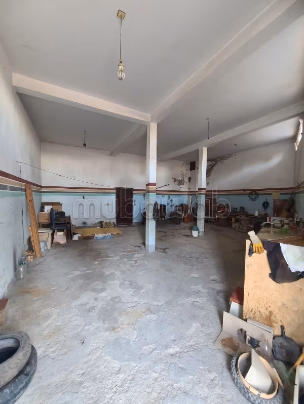 Garage à Oulad Arfa, quartier Amal 2. Superficie totale 88 m²