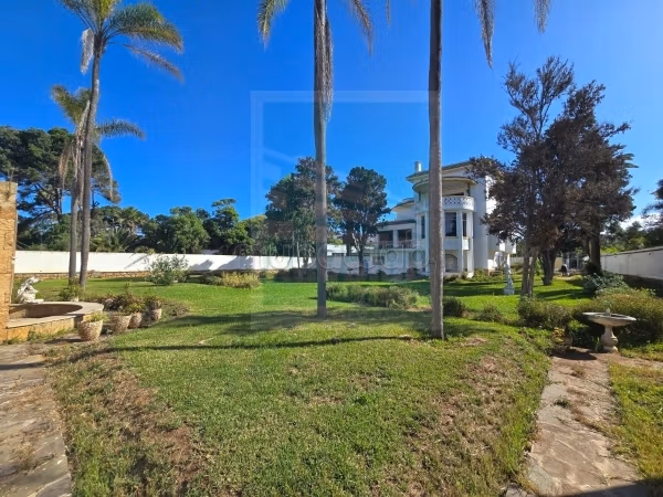 DV. 1023: Villa à vendre sur la colline d’Anfa