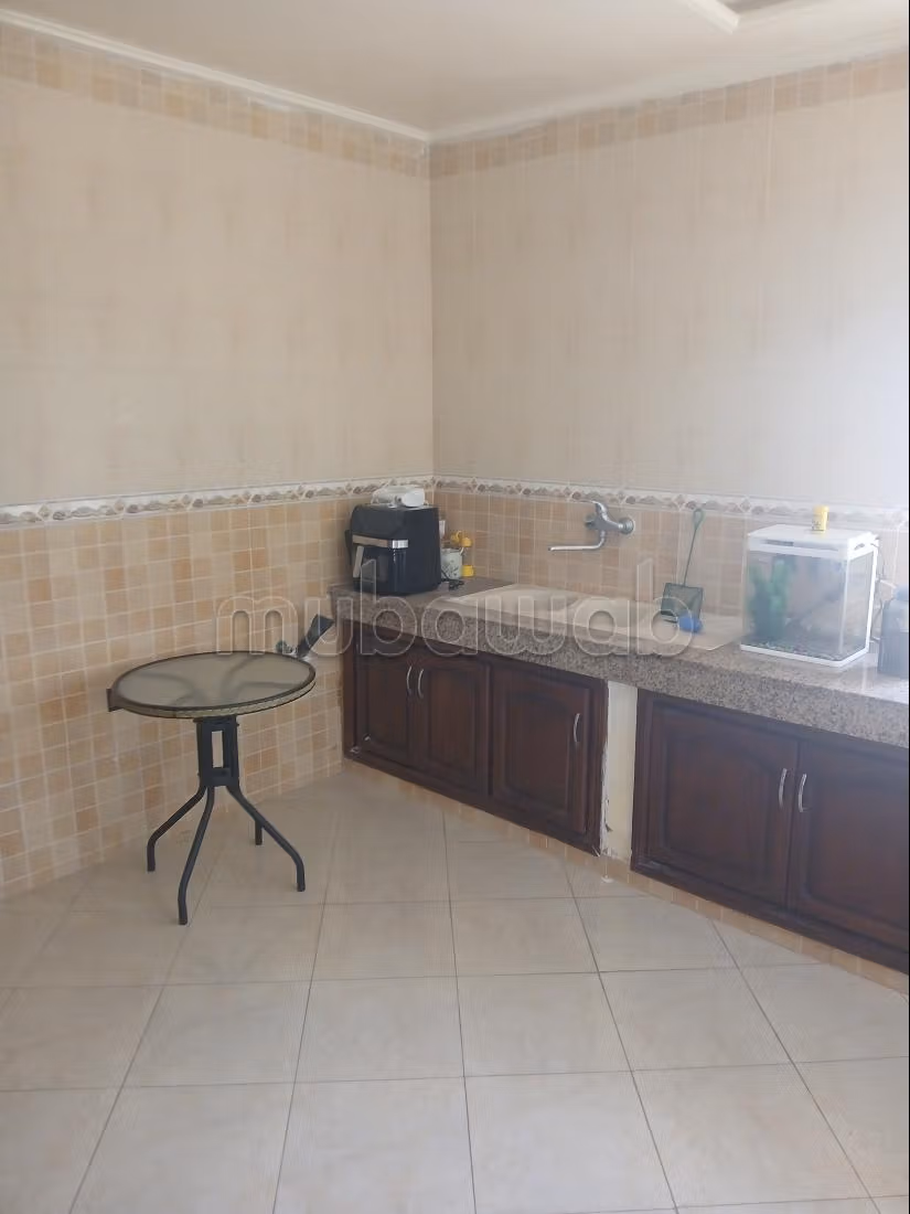 Te koop villa met drie gevels
