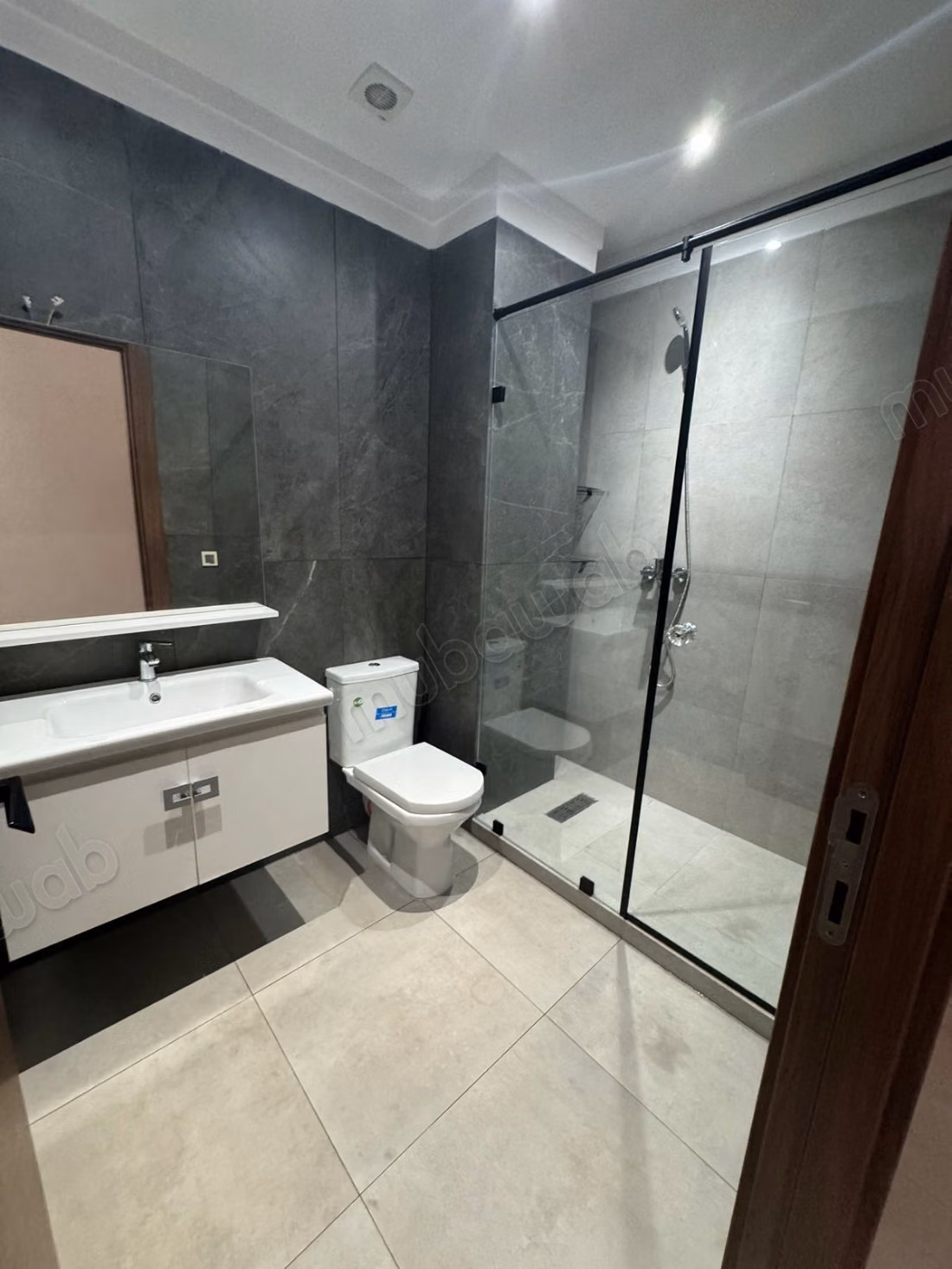 Appartement à louer vide a maarif
