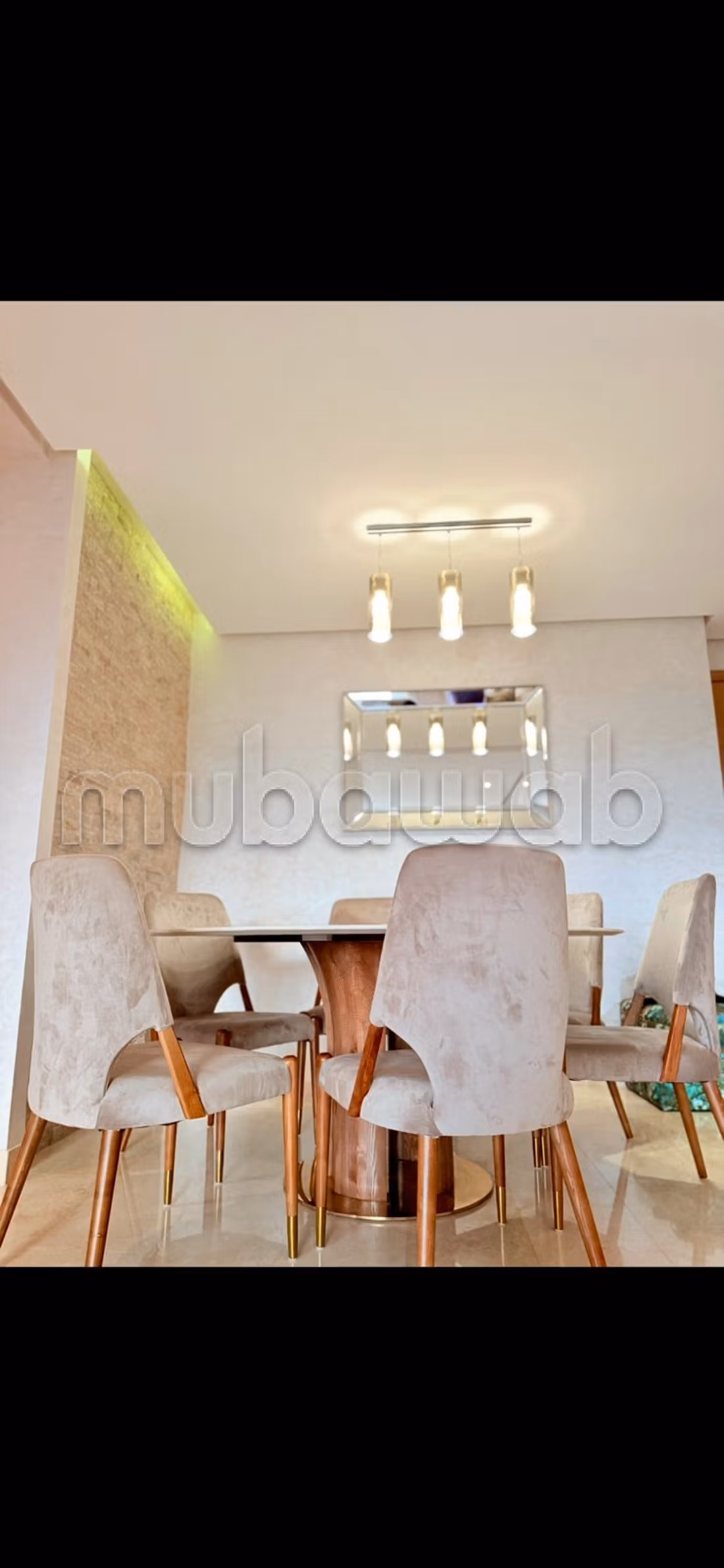Bel appartement en location à Ville Verte. 3 chambres. Bien meublé — 6