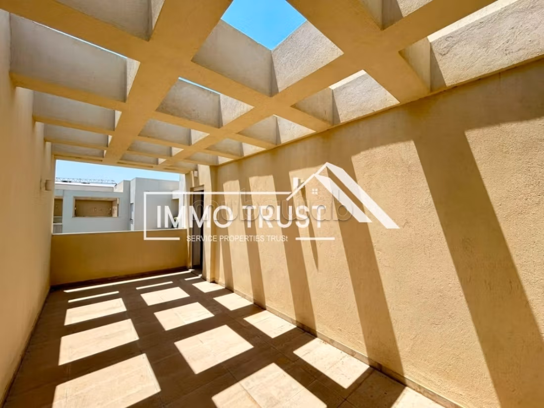 Appartamento S2 con terrazza a Soukra