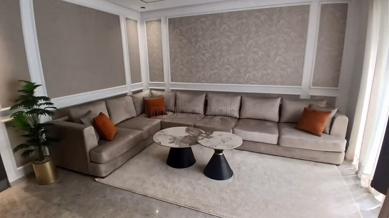 Studio nuovo e arredato