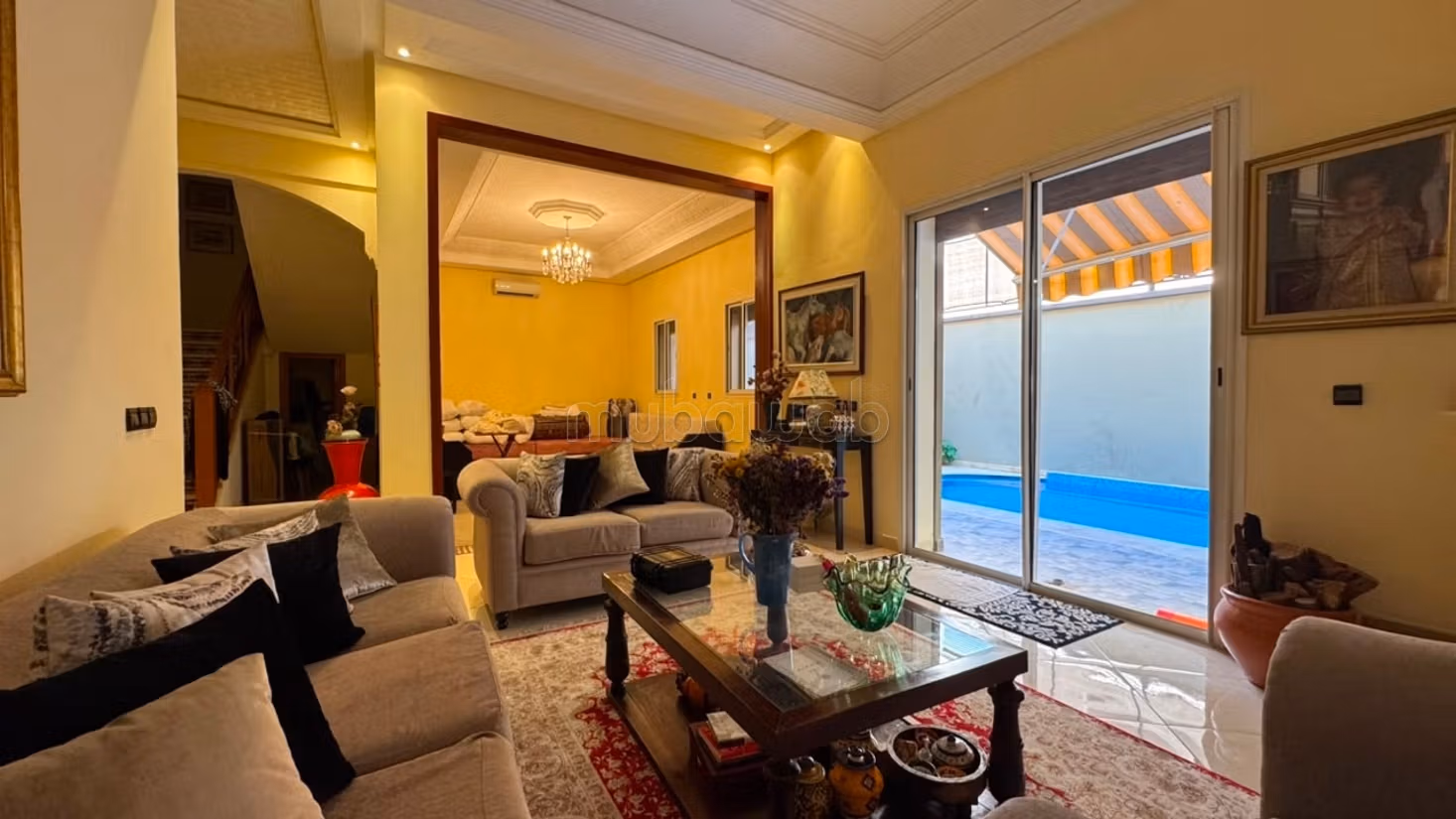 Maison de standing avec piscine et suite parentale – Targa