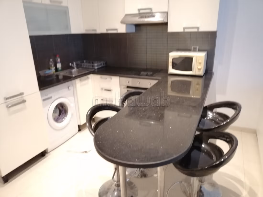 Louez cet appartement. Surface de 65 m². Bien meublé