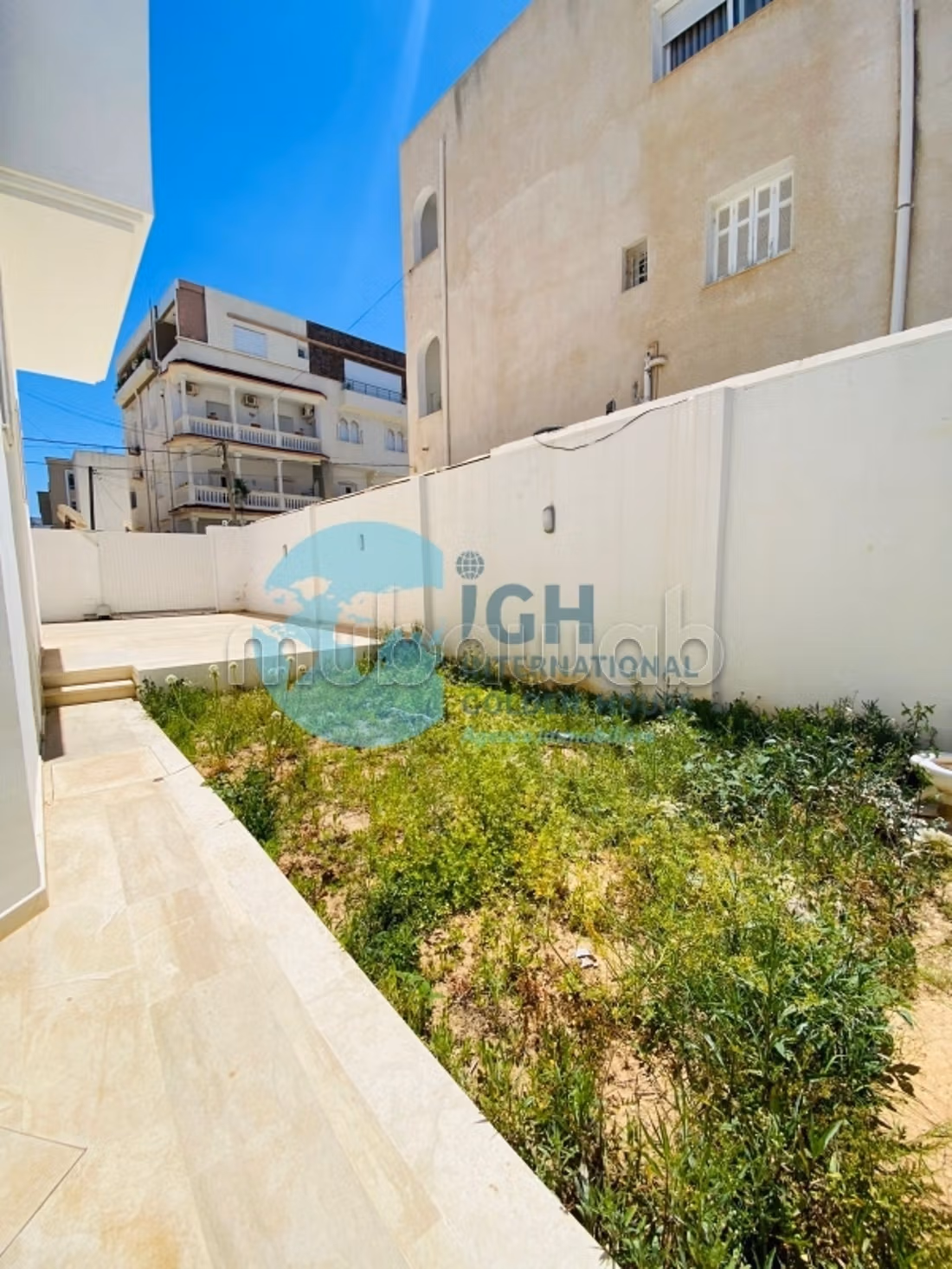 Magnifica Villa Completamente Ristrutturata a Khezema