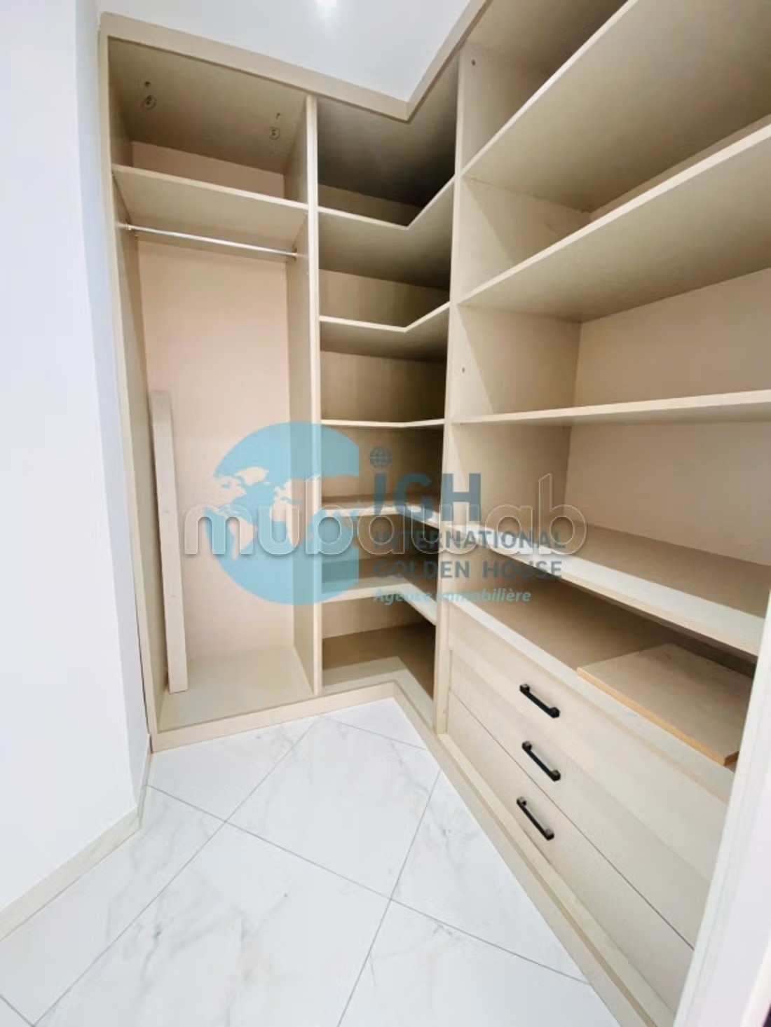 Magnifica Villa Completamente Ristrutturata a Khezema