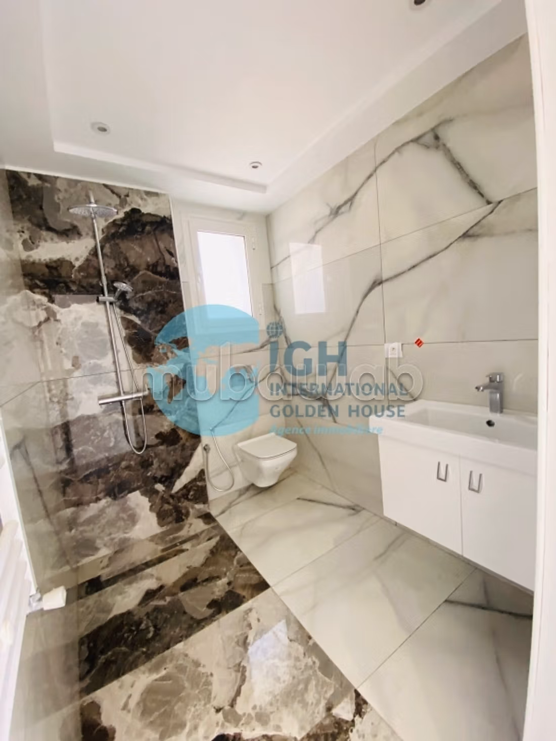 Magnifica Villa Completamente Ristrutturata a Khezema