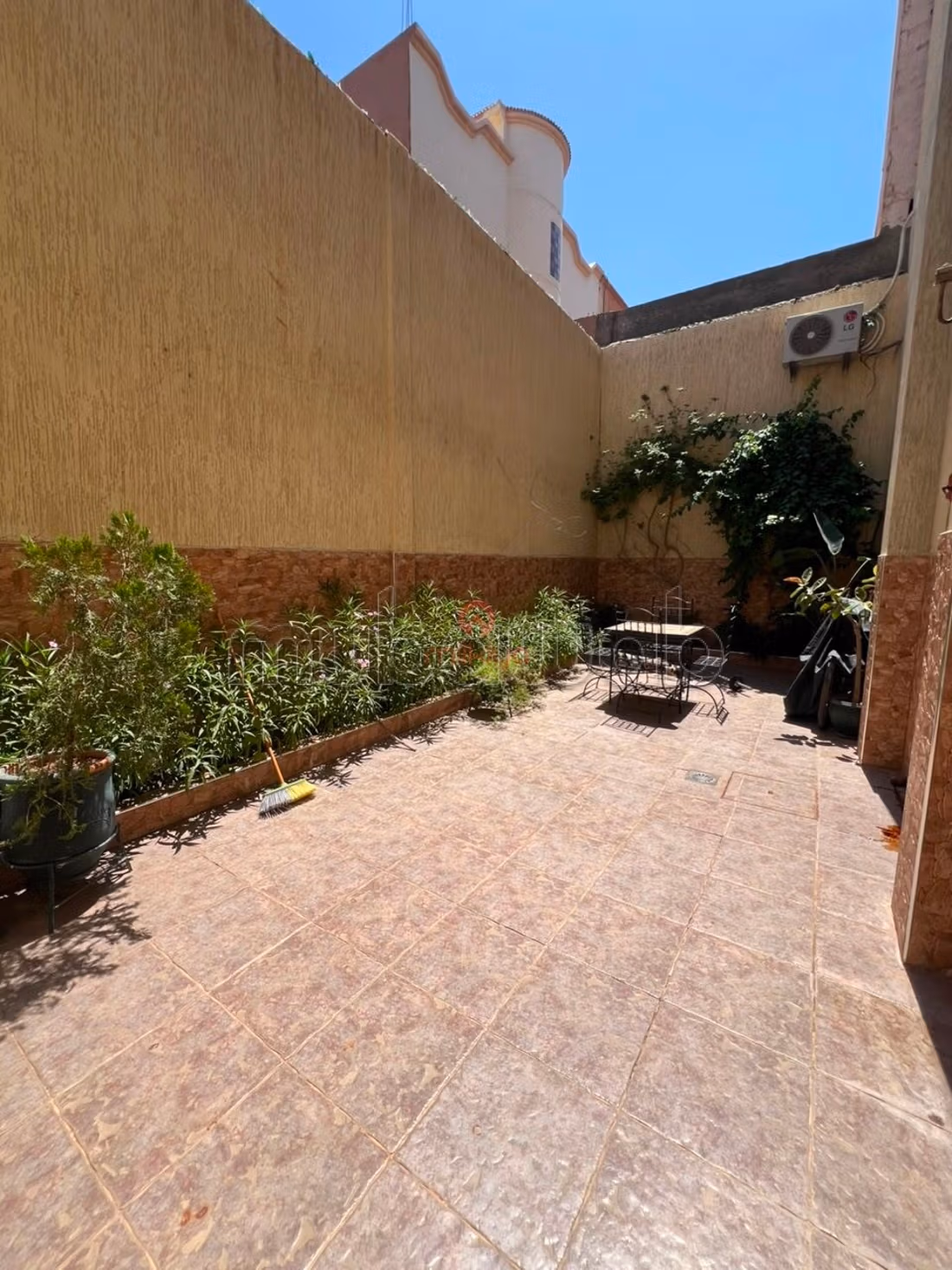 Affitto Villa ad Azzouzia