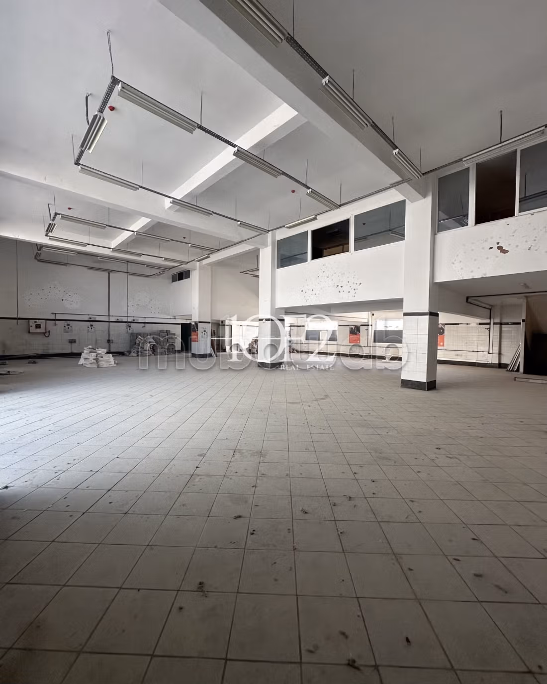 Hangar Industriel à Louer à Tanger – À 1 Minute de la Zone Franche