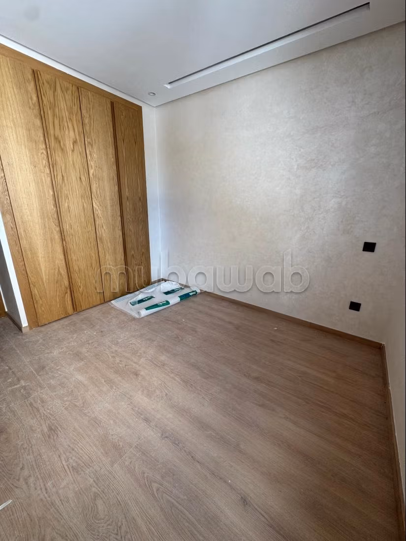 Vendita di un bel appartamento a Ferme Bretonne Hay Arraha. Superficie 115 m². Antenna parabolica e sicurezza