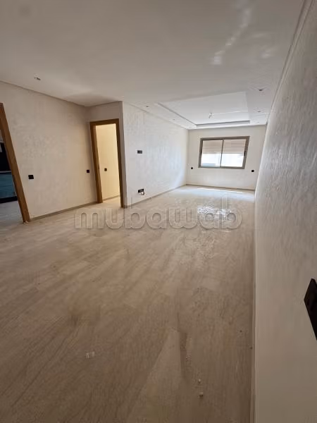 Sale of a beautiful apartment in Ferme Bretonne Hay Arraha. Area 115 m². Satellite dish and security