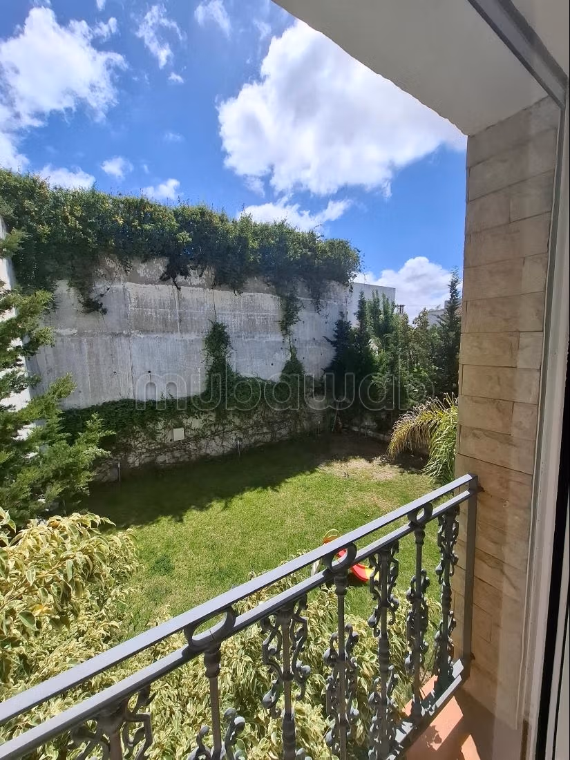 Appartement 3 chambres à louer à Jbel kbir — 2