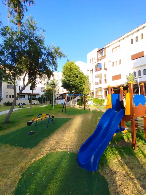 Bel appartement en location à Martil. Superficie 150 m². Meublé