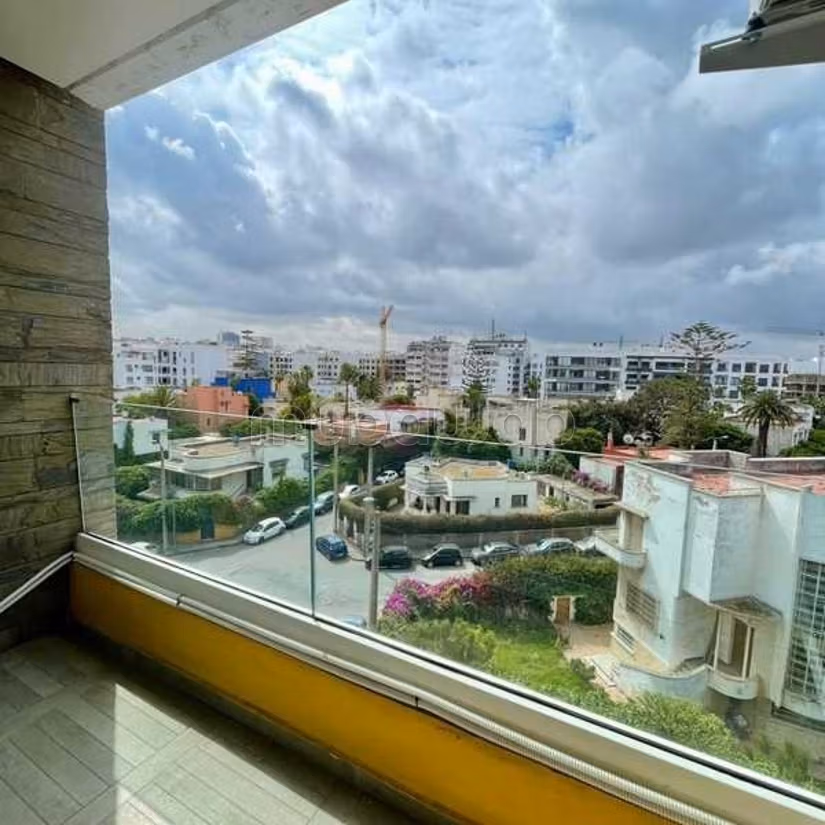 Appartement à Louer de 78.0 m² à Casablanca, Palmier Maarif — 4