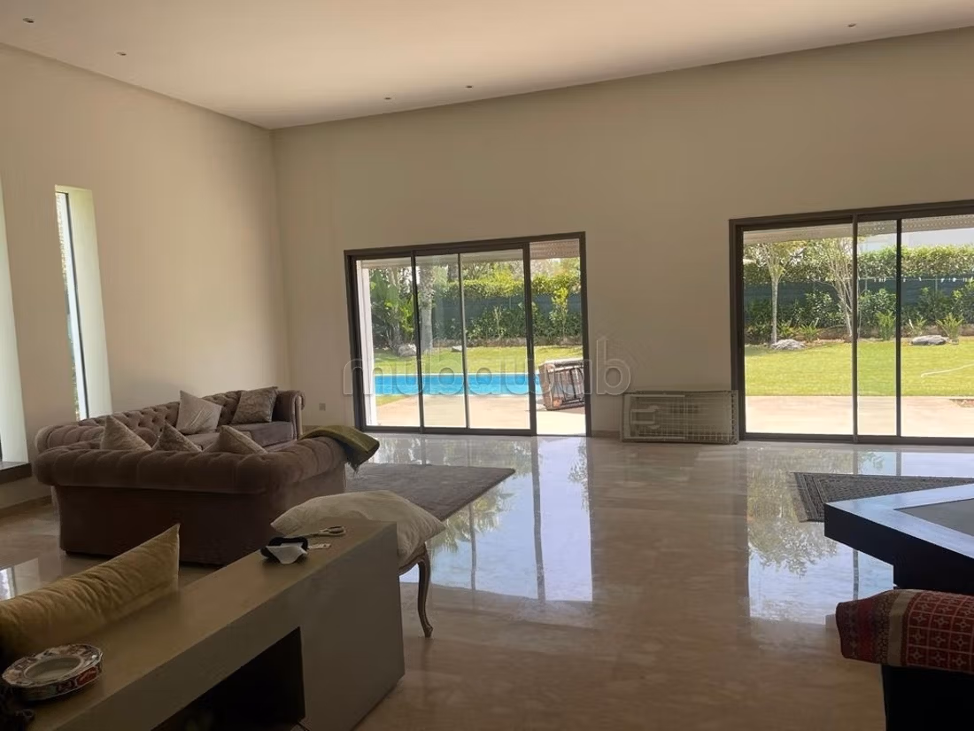 Vente magnifique villa bouskoura