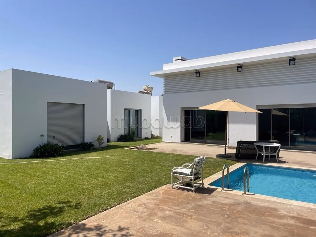 Vente magnifique villa bouskoura