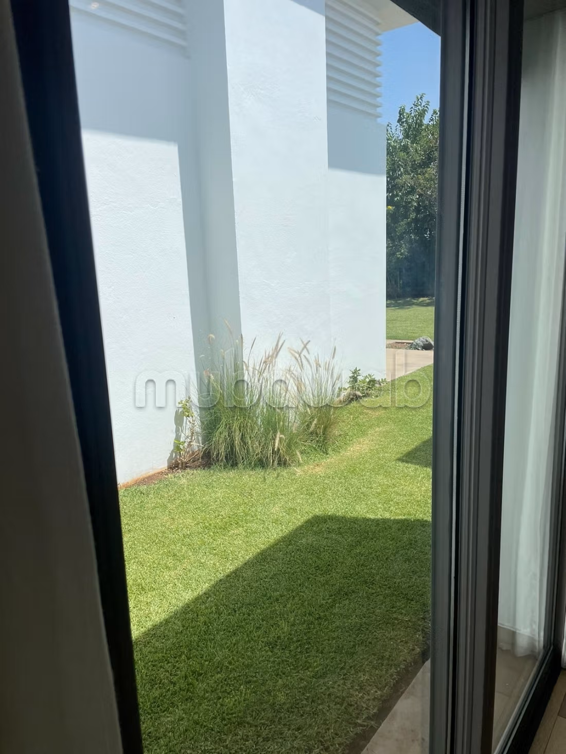 Vente magnifique villa bouskoura