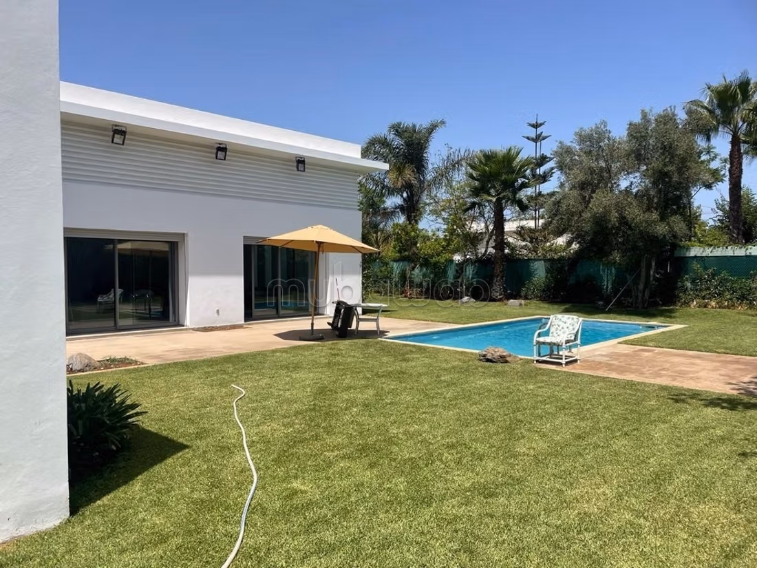 Vente magnifique villa bouskoura