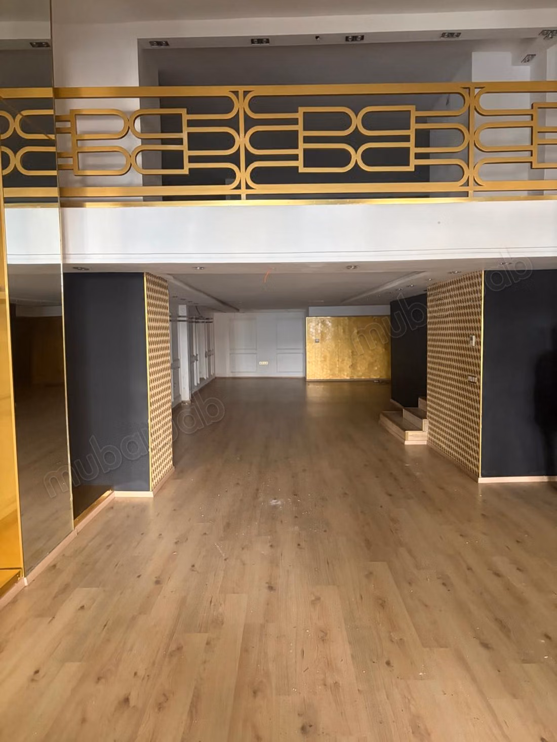 Local commercial 250 m² 
avenue de l'Atlas