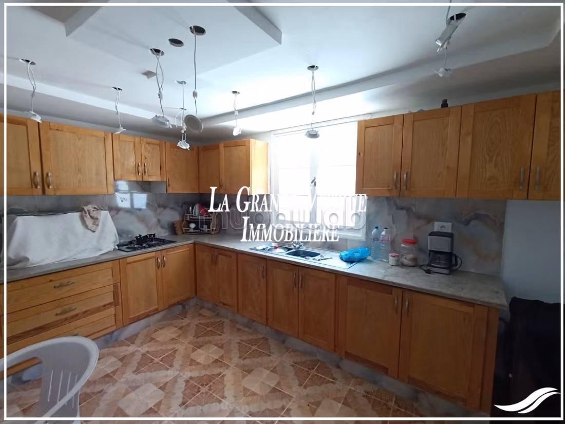 A vendre maison a entrée hammamet nord