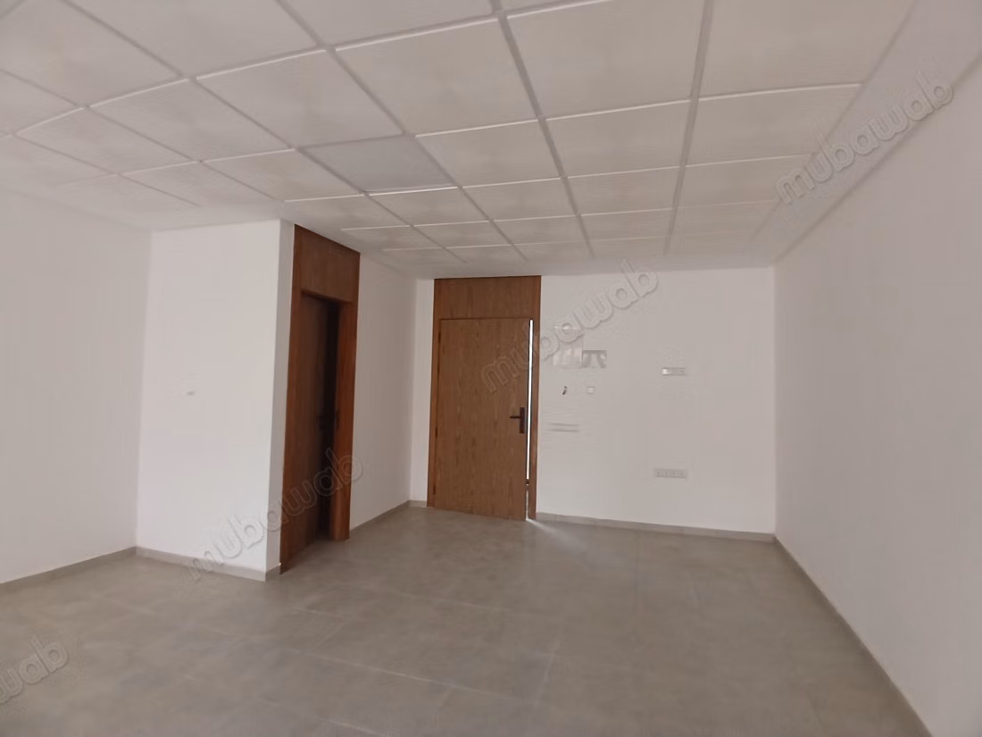 Plateaux bureaux neufs à vendre à guéliz