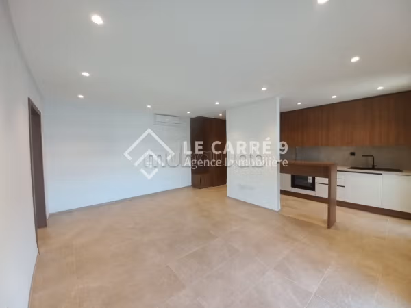 A vendre un s2 à Ain Zaghouan Nord