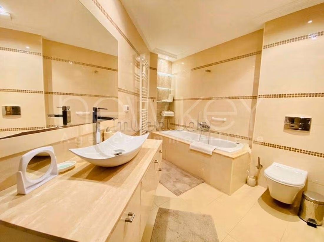 Penthouse avec piscine aux Berges du Lac 2