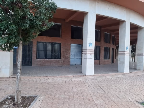 Commercieel aanbod te koop in Azzouzia