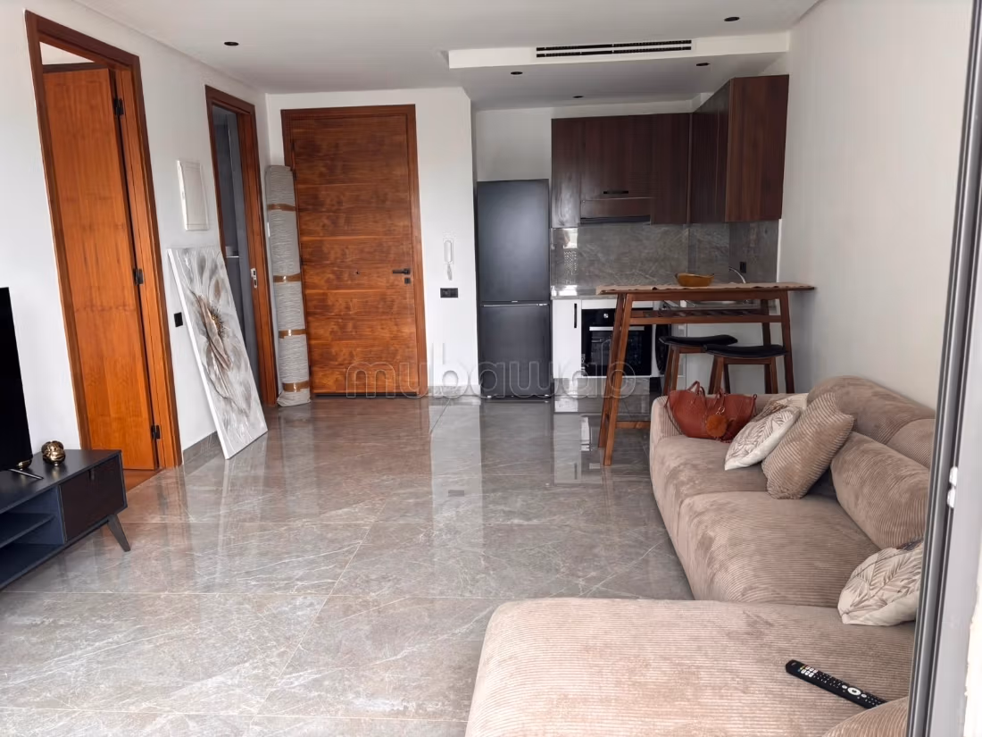 Charmant gemeubileerd studio in CFC