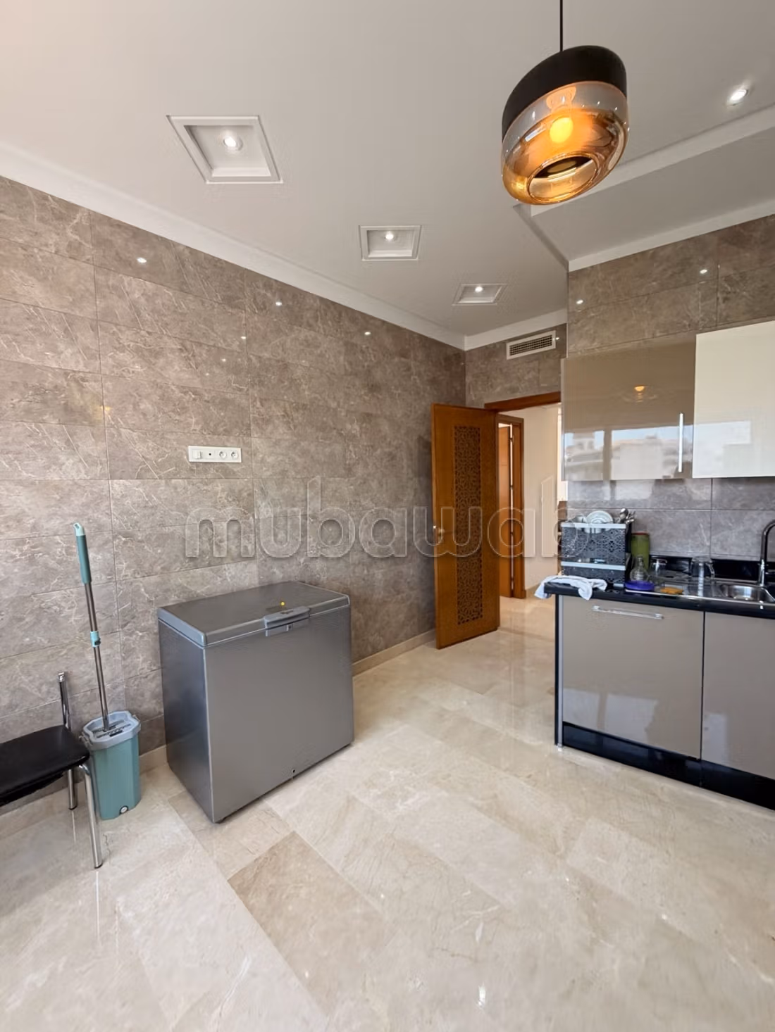 Duplex Meublé A Louer Iberia
Tanger — 5