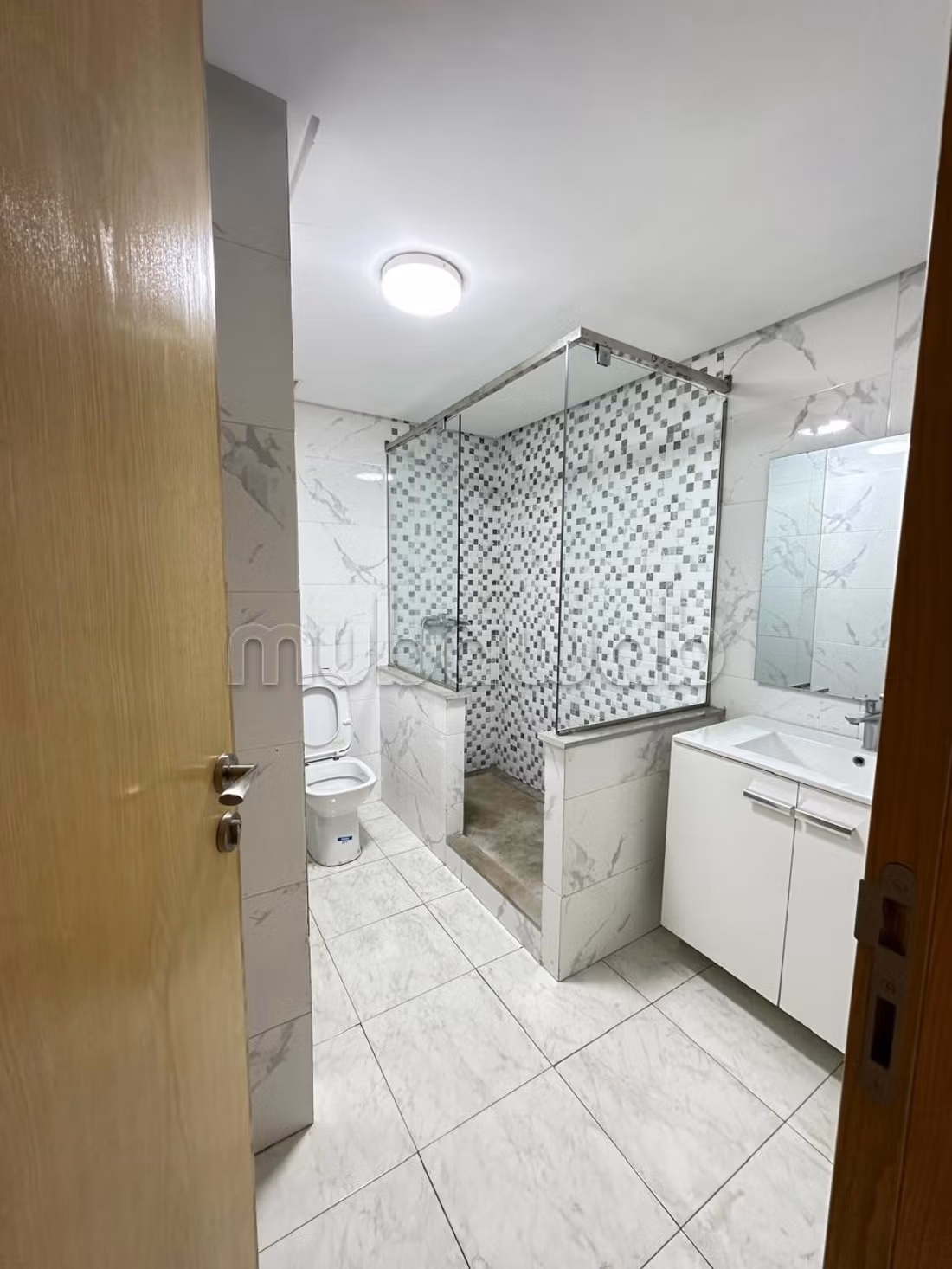 Appartement 100 m² à Belvédère — 14