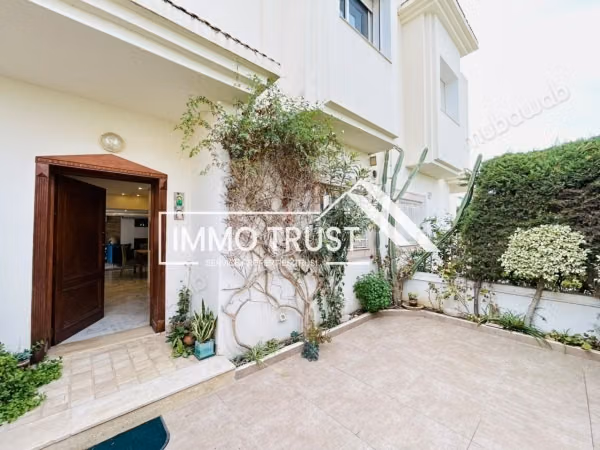Duplex S3 indipendente con terrazza a La Soukra