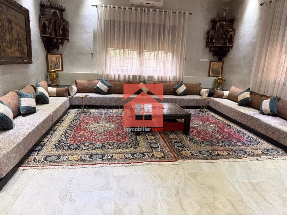 Superba Villa con Piscina Privata e Giardino a Marrakech