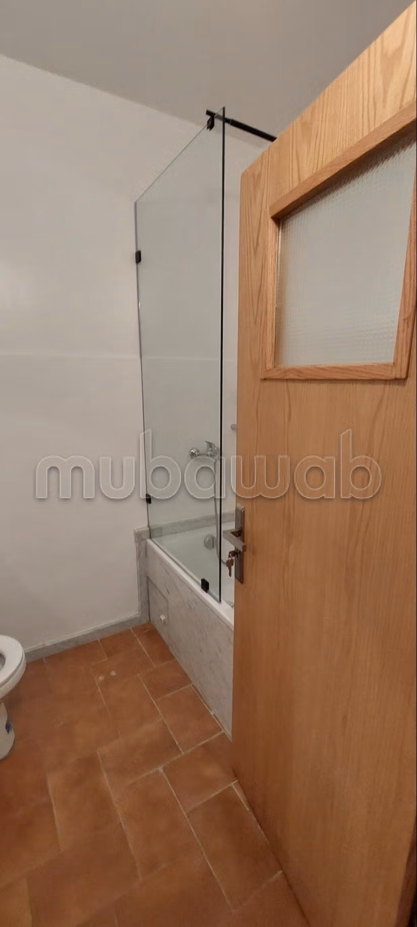 Très bel appartement en location à Haut Agdal.
Surface de 146 m².
Conciergerie à disposition, système de climatisation — 5