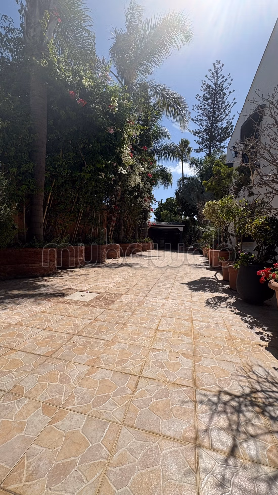 À vendre Villa à démolir au quartier oasis