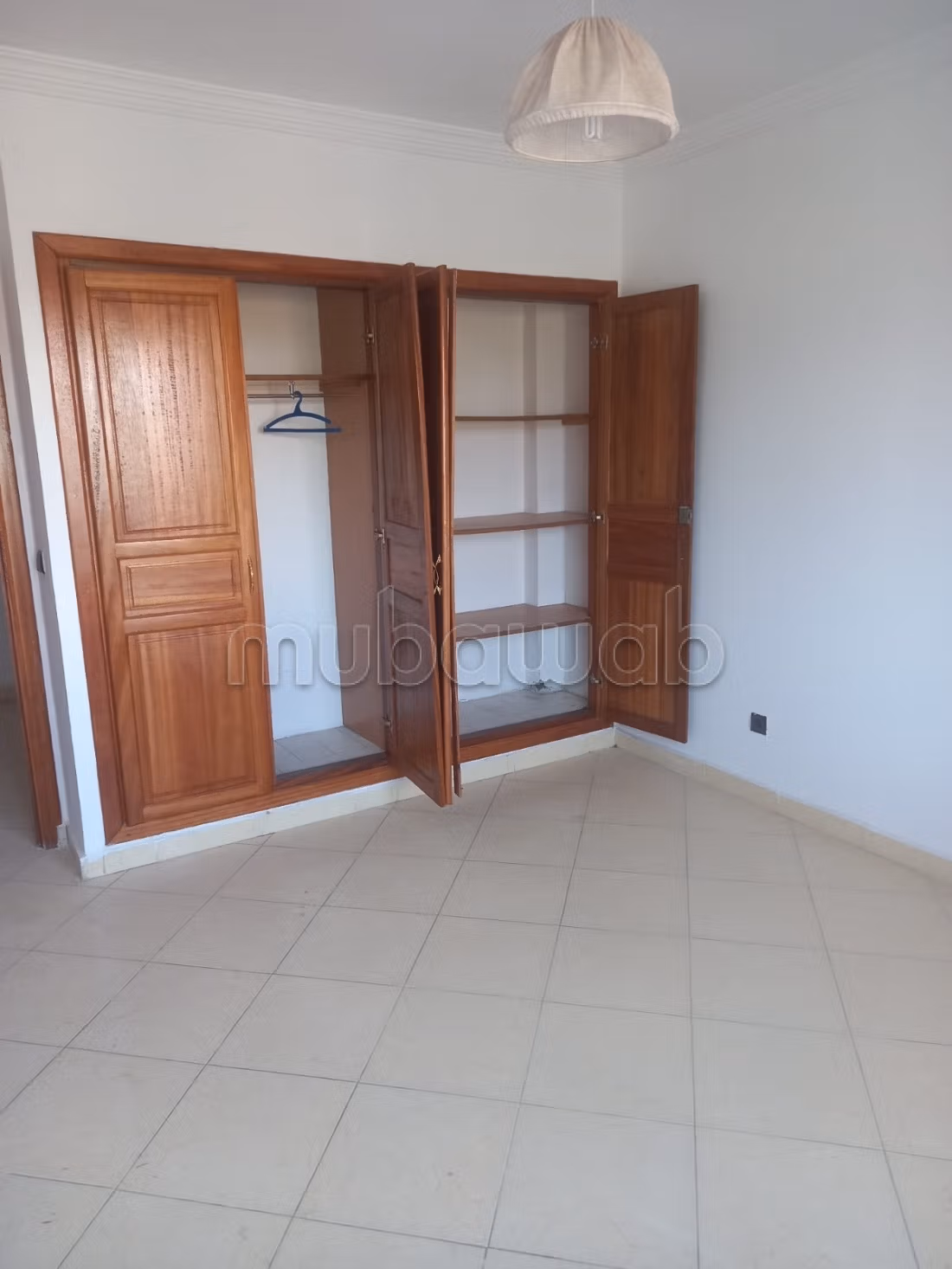 Triplex a vendre dans une résidences avec piscine