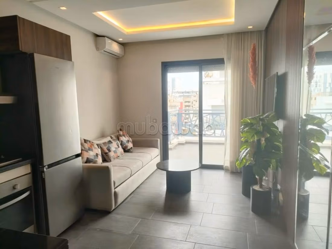 Studio terrasse meublé 50m²
Hôpitaux TRAWAY — 5