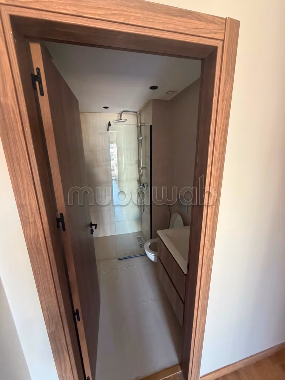 Bel Appartement jamais habité 
ain sebaa — 6