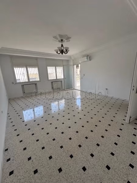 In affitto un appartamento S3 a Ain Zaghouan Nord